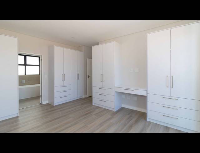 4 BEDROOM HOUSE FOR SALE IN SANDOWN